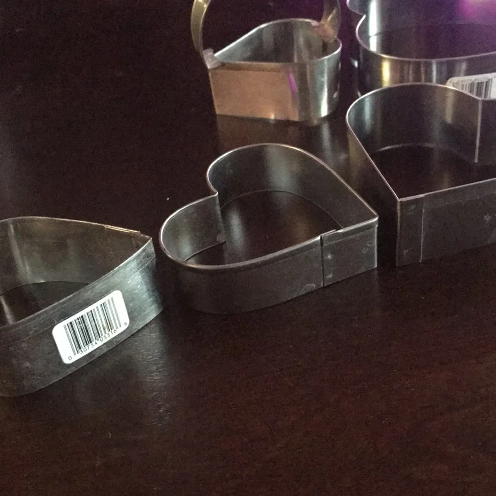 Metal Heart Cookie Cutters Valentine’s Day Cupid Love Lot of 7 Various Sizes
